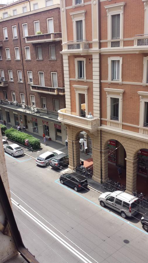 Bed&Breakfast CENTRALE Bologna Exterior foto