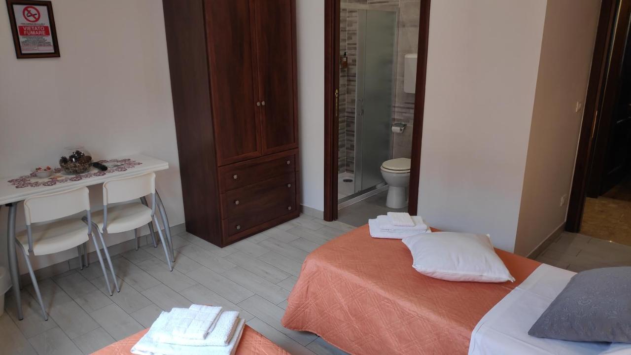 Bed&Breakfast CENTRALE Bologna Exterior foto