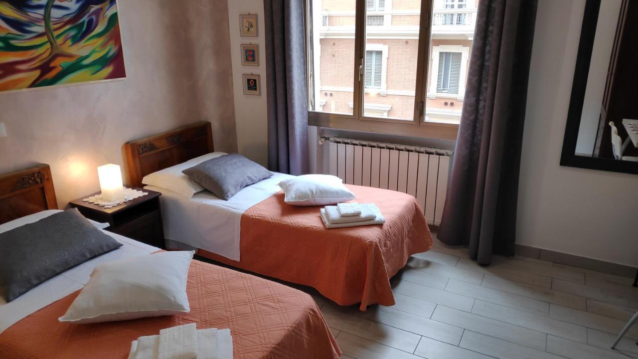 Bed&Breakfast CENTRALE Bologna Exterior foto