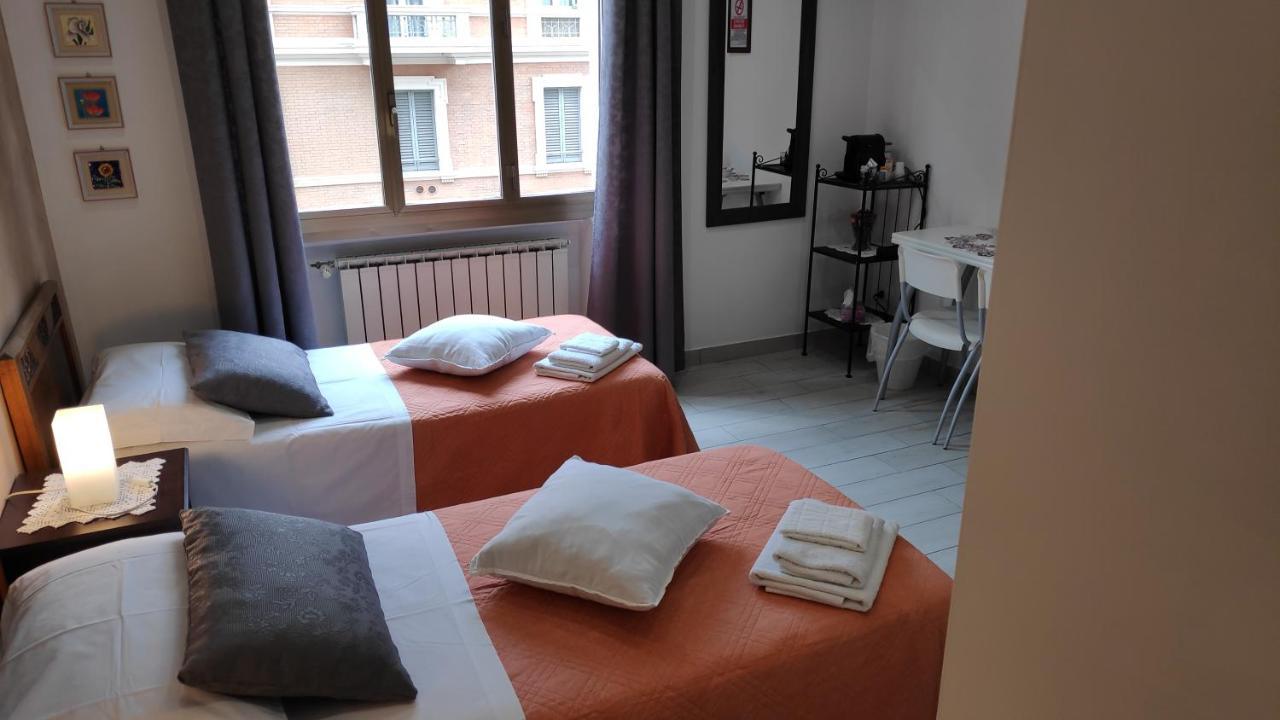 Bed&Breakfast CENTRALE Bologna Exterior foto